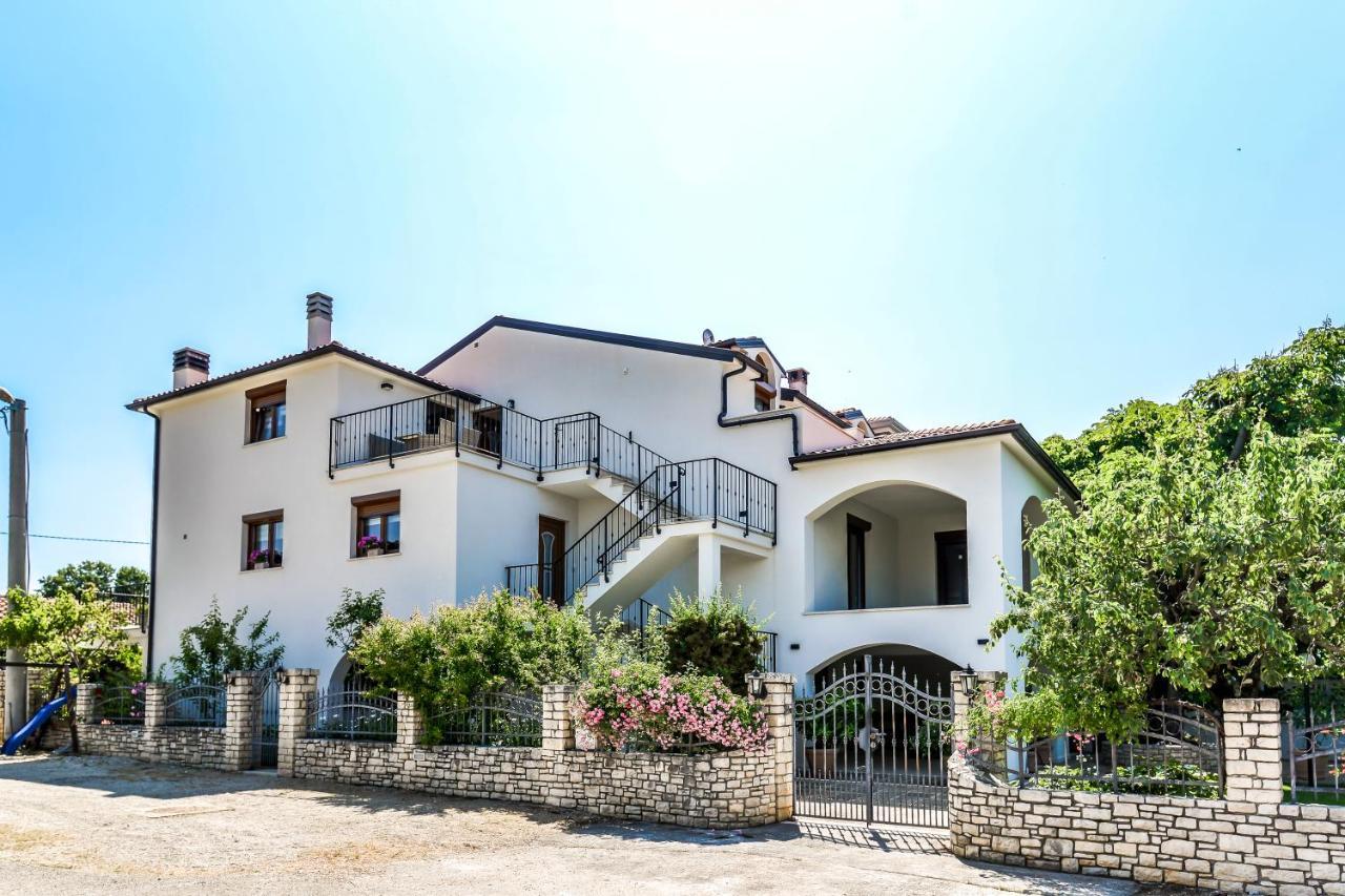 Casa Istriana Dajla Rooms Новиград Екстериор снимка