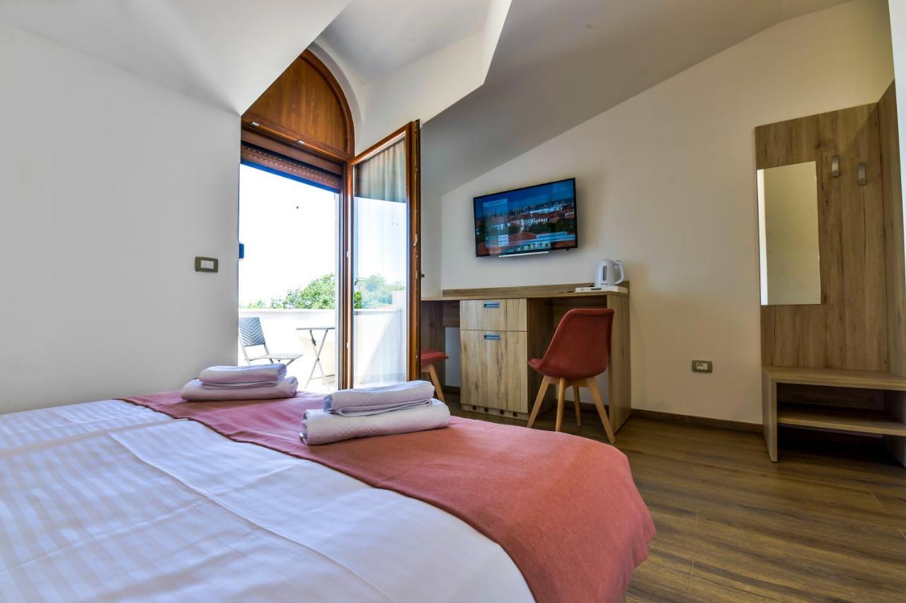Casa Istriana Dajla Rooms Новиград Екстериор снимка